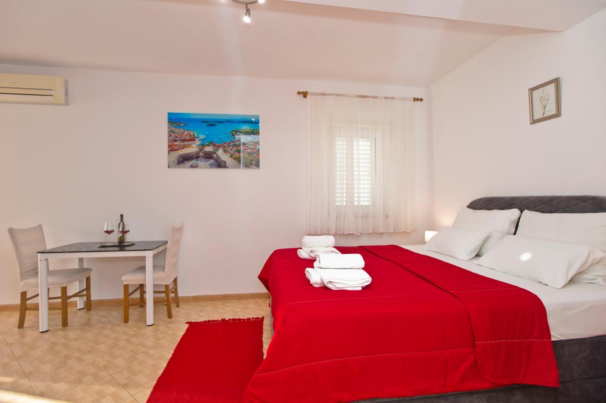 Apartment Matic Ograde Hvar Town Exterior photo