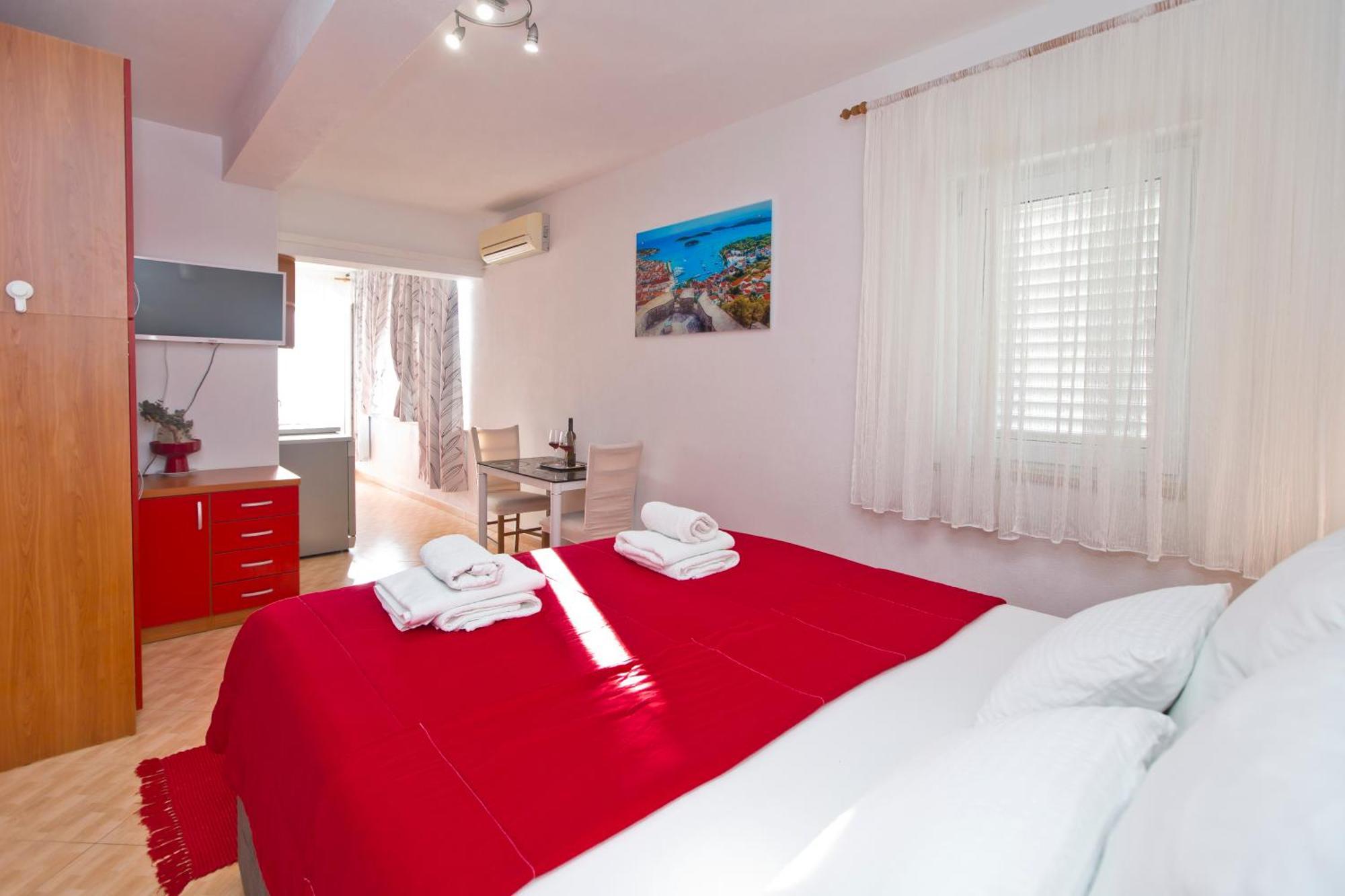 Apartment Matic Ograde Hvar Town Exterior photo