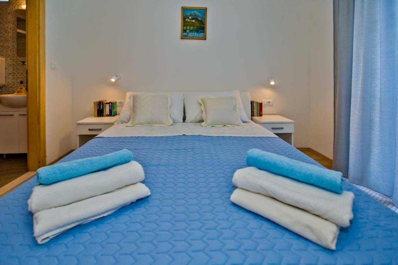 Apartment Matic Ograde Hvar Town Exterior photo